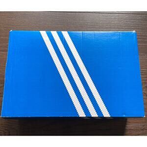 Adidas empty shoe box‎